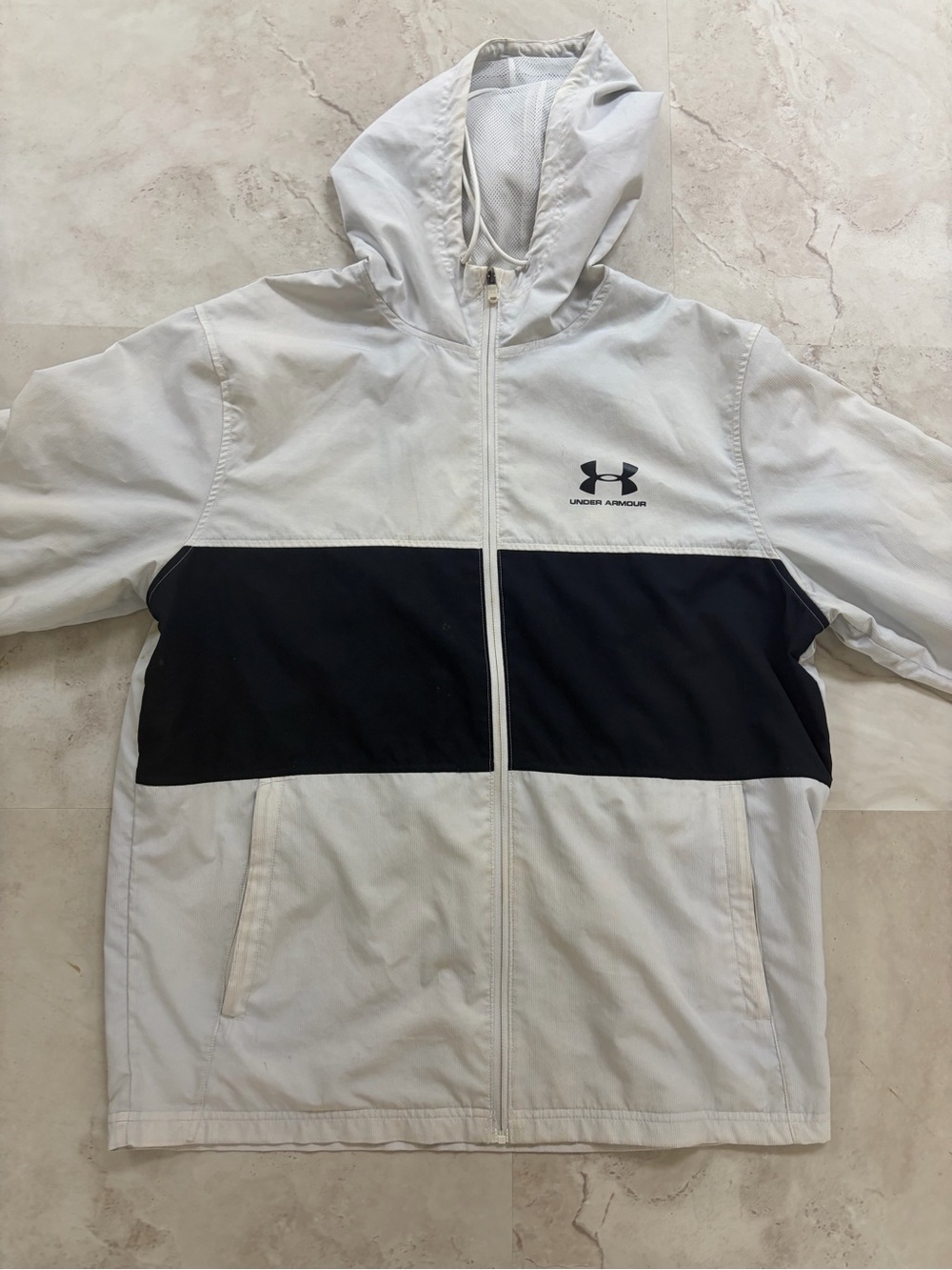 Under Armour Windbreaker